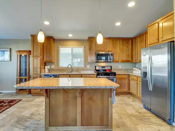 Palm Desert, CA 92260,39760 Moronga Canyon DR