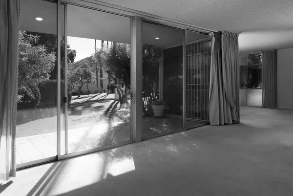 Palm Springs, CA 92264,493 Desert Lakes DR