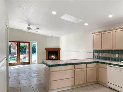 54200 Avenida Ramirez, La Quinta, CA 92253