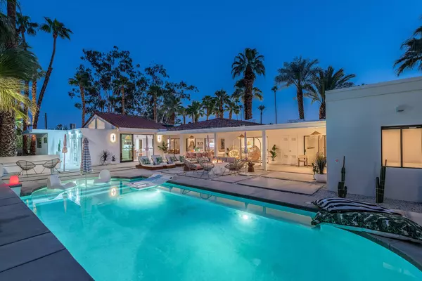 Palm Springs, CA 92262,246 W Vereda Norte