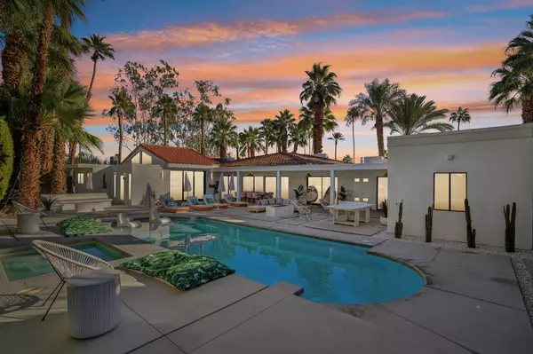 246 W Vereda Norte, Palm Springs, CA 92262