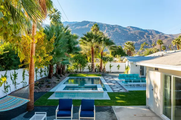 1125 E Sunny Dunes RD, Palm Springs, CA 92264
