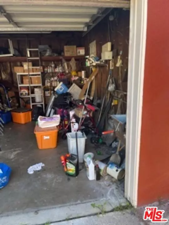 Compton, CA 90222,844 W 127TH PL