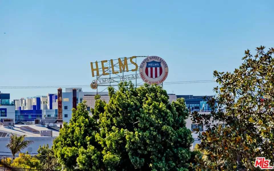 8271 ARIA DR, Los Angeles, CA 90034