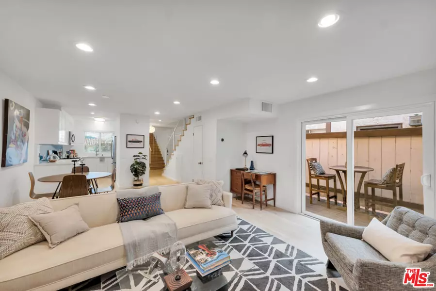 3722 HUGHES AVE #18, Los Angeles, CA 90034