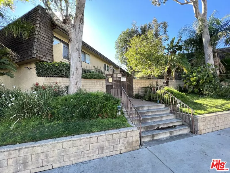 8641 GLENOAKS BLVD #233, Sun Valley, CA 91352