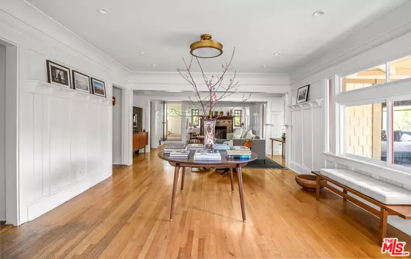 Los Angeles, CA 90041,2268 HILL DR