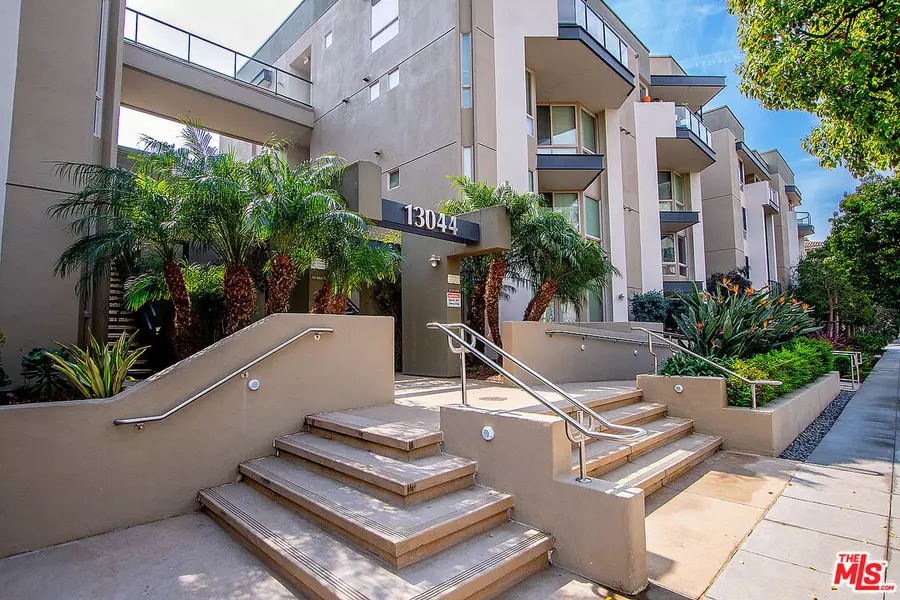 13044 PACIFIC PROMENADE #419, Playa Vista, CA 90094