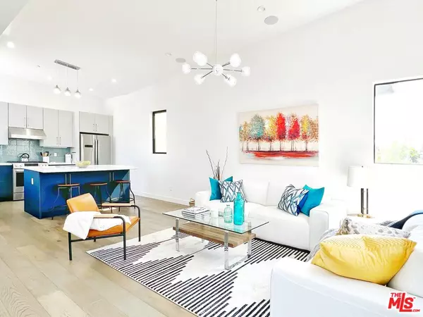 Los Angeles, CA 90034,8267 ARIA DR