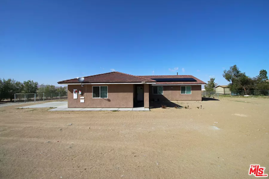31770 CARSON ST, Lucerne Valley, CA 92356