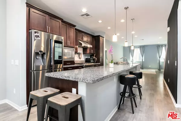 1548 W ARTESIA SQ #C, Gardena, CA 90248