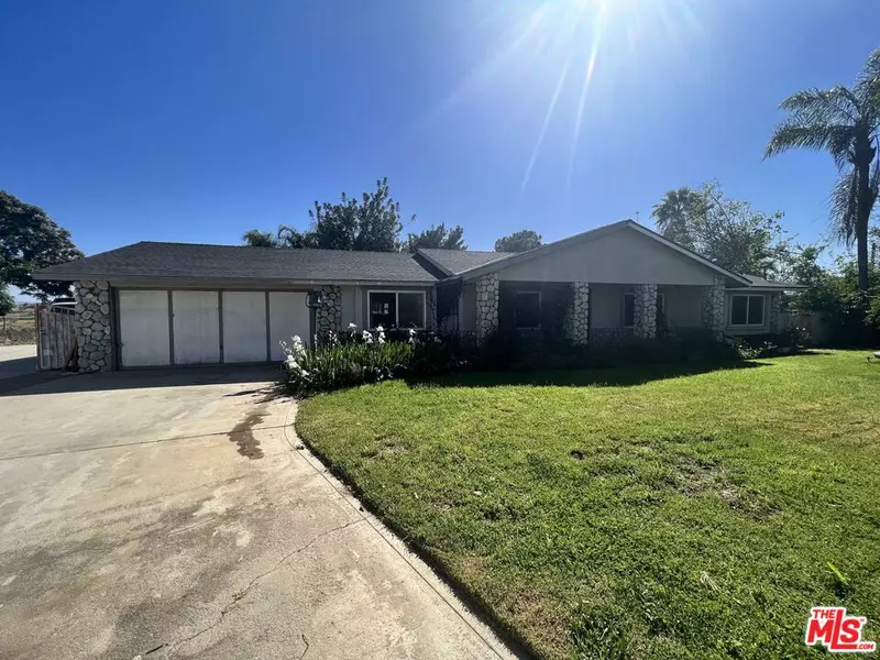 9084 KENNEDY ST, Jurupa Valley, CA 92509