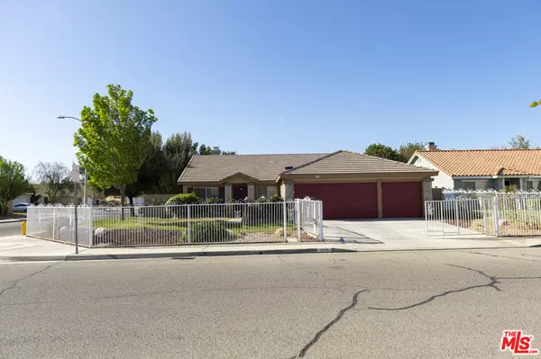 1828 KEATON WAY, Lancaster, CA 93534