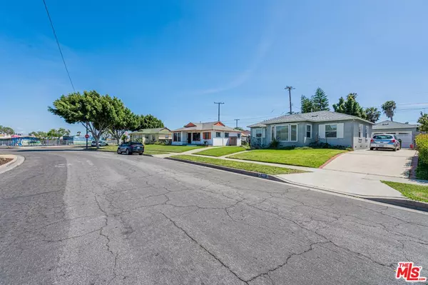 Compton, CA 90220,1508 W POPLAR ST