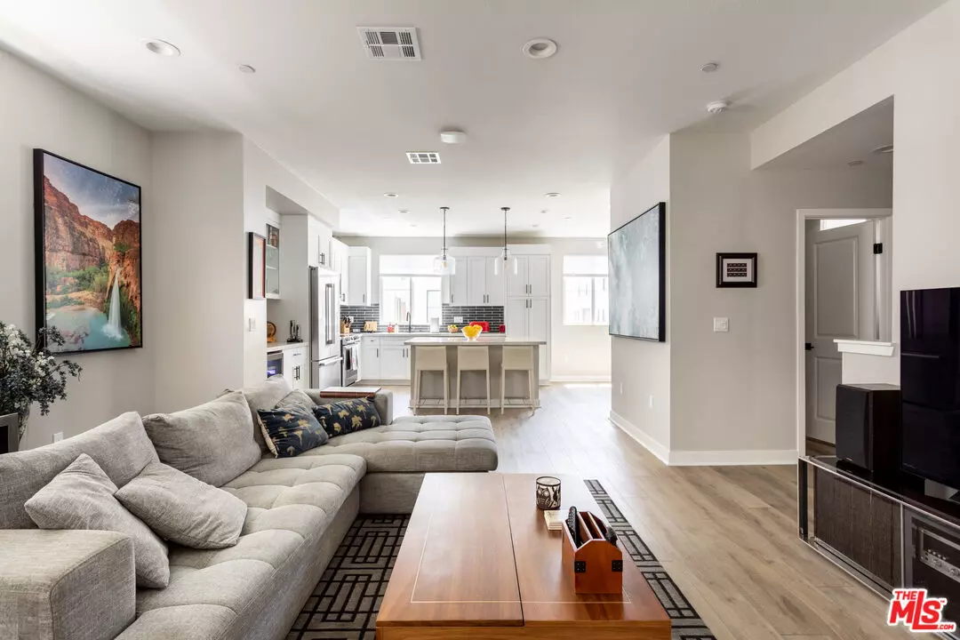 Gardena, CA 90249,2066 Woodland Walk