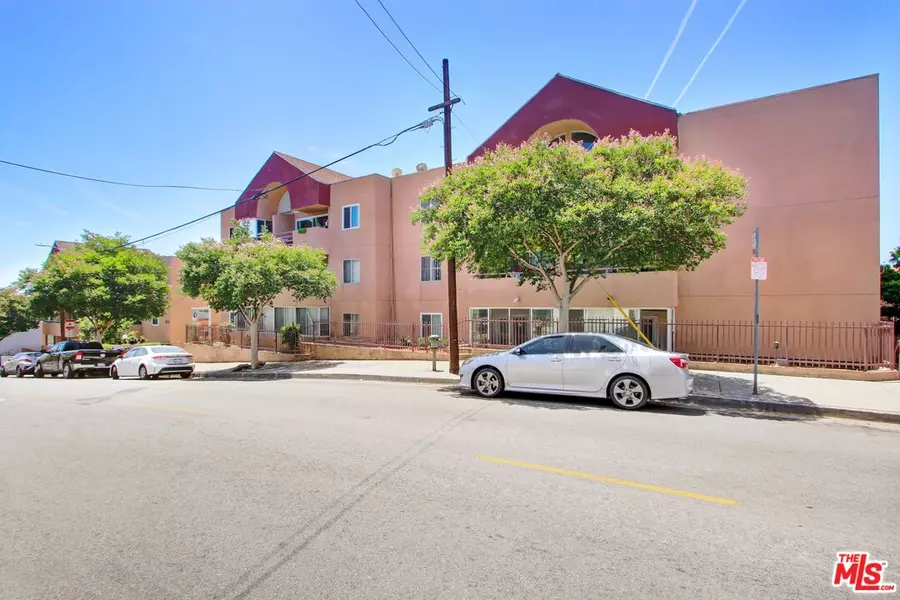 918 W COLLEGE ST #320, Los Angeles, CA 90012