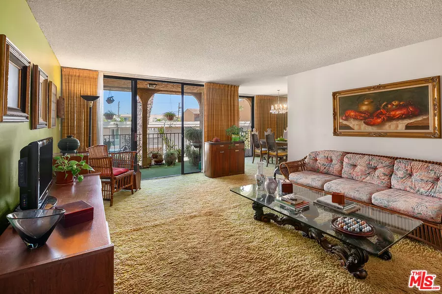 3511 Elm Ave #304, Long Beach, CA 90807