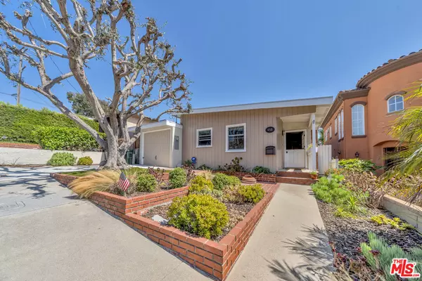 458 28th St, Hermosa Beach, CA 90254