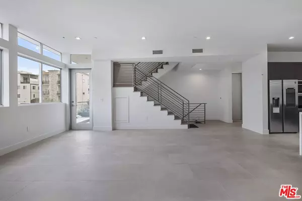 Los Angeles, CA 90025,1953 Manning AVE