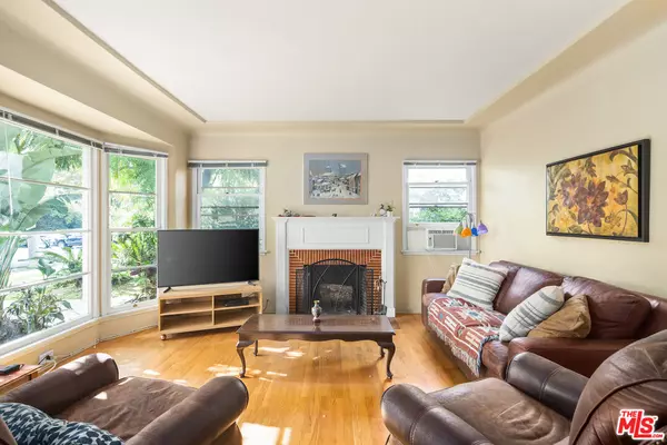 Inglewood, CA 90301,9613 Laraway Ave