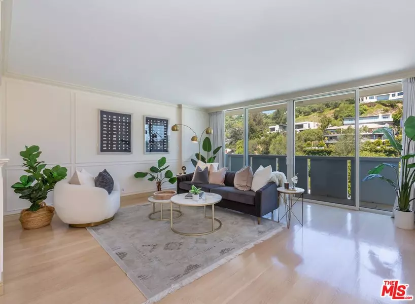 8787 Shoreham Dr #1102, West Hollywood, CA 90069