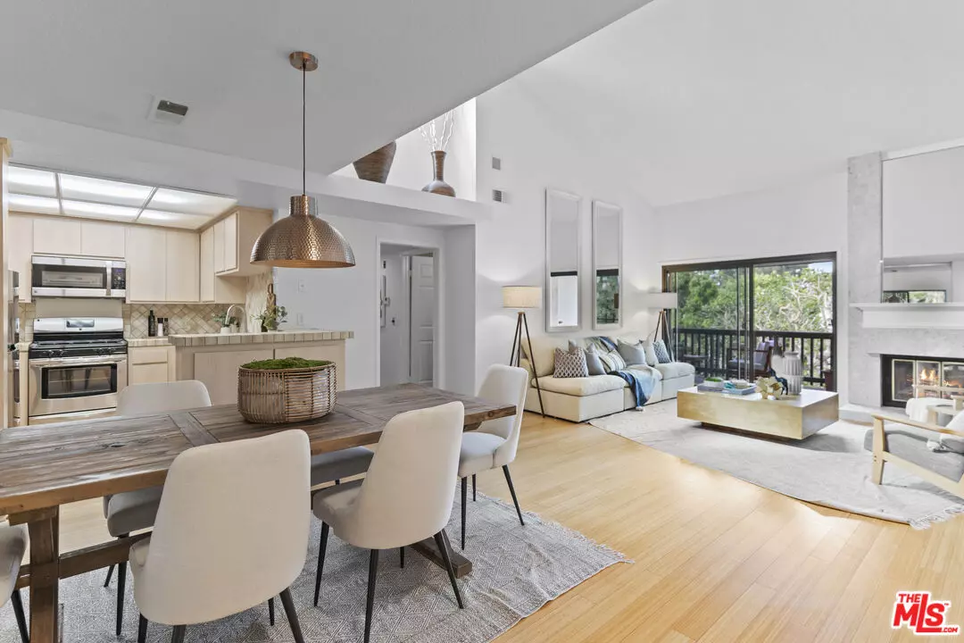 Playa Del Rey, CA 90293,8515 Falmouth Ave #416