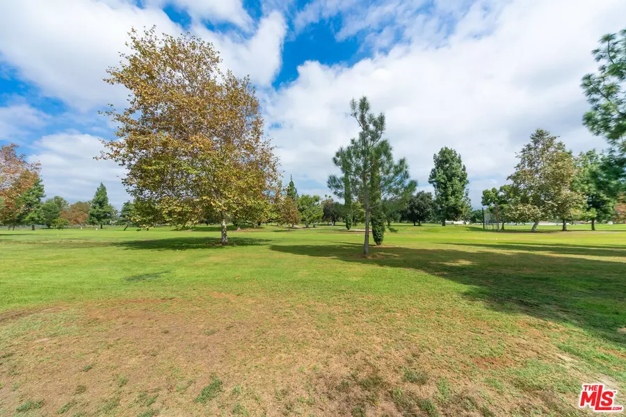 1105 Azalea Dr, Alhambra, CA 91801