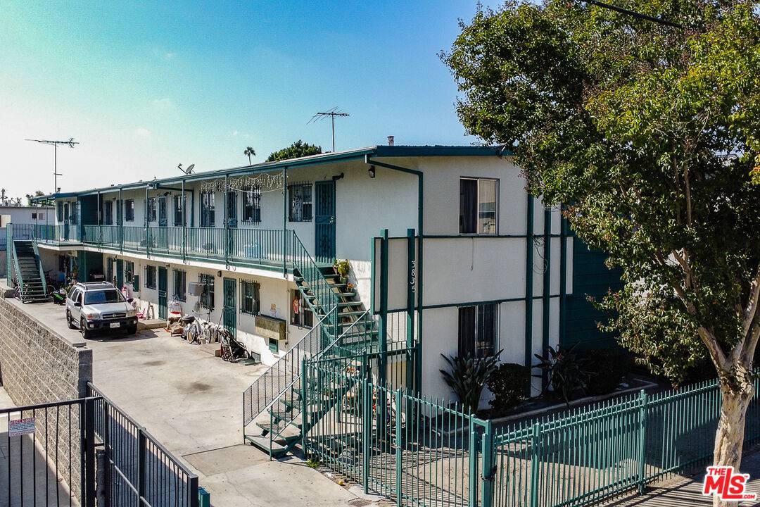 3835 Wisconsin St, Los Angeles, CA 90037