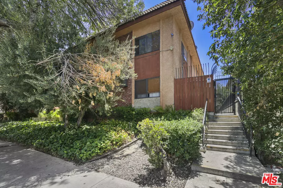 21900 Roscoe Blvd #15, Canoga Park, CA 91304