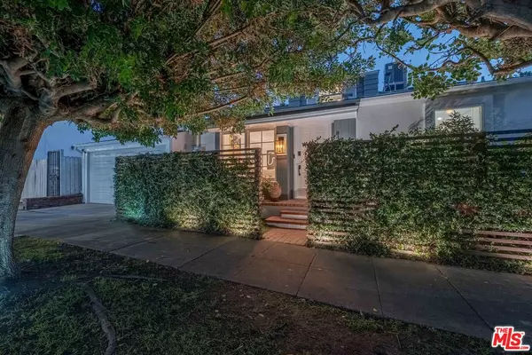 West Hollywood, CA 90048,8414 CLINTON ST