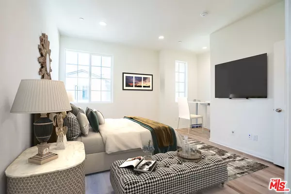 Buena Park, CA 90621,6932 Cottonwood Ln