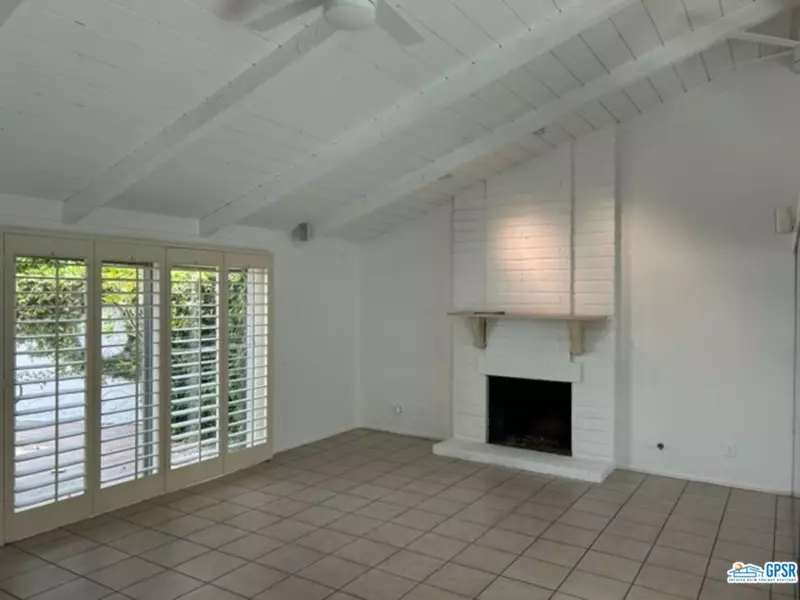 2330 Miramonte Cir #C, Palm Springs, CA 92264