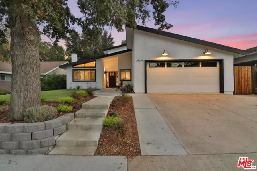 29390 Quail Run Dr, Agoura Hills, CA 91301