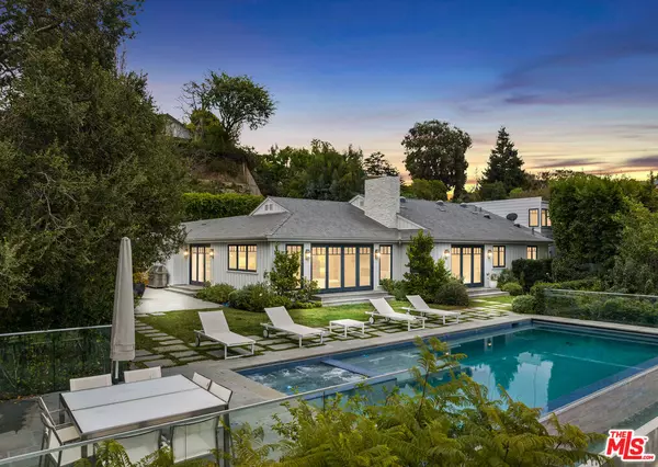 13705 Romany Dr, Pacific Palisades, CA 90272