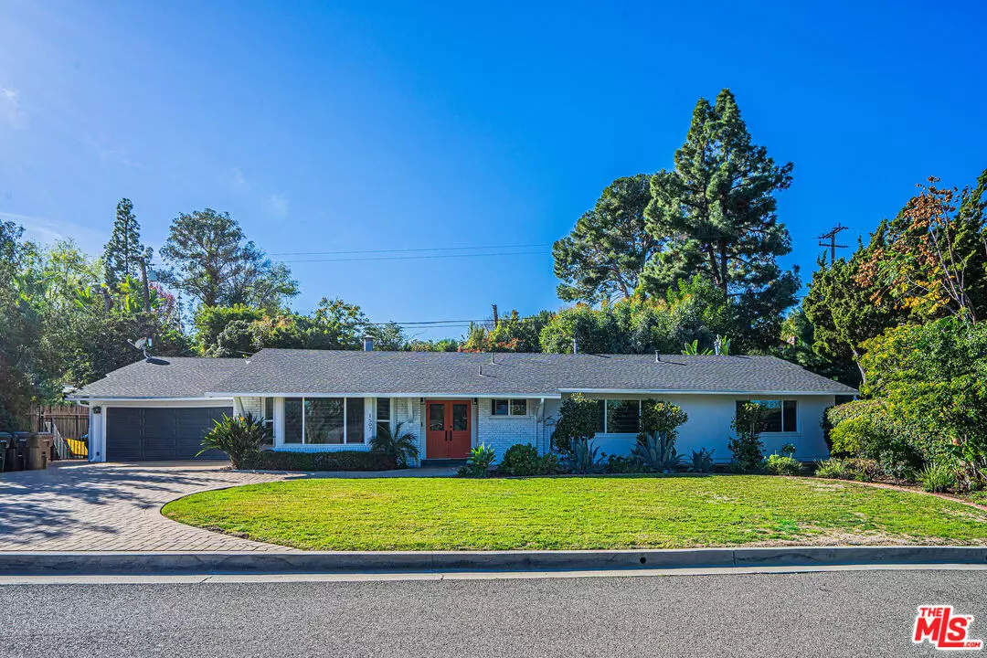 Fullerton, CA 92835,1507 Robin Way