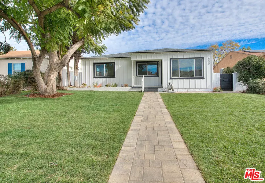 6626 Denny Ave, North Hollywood, CA 91606