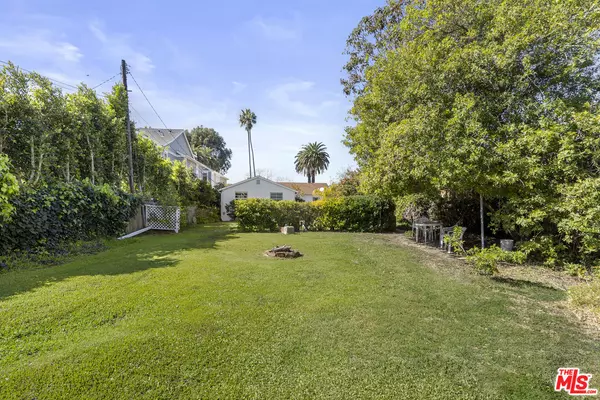 526 Swarthmore Ave, Pacific Palisades, CA 90272