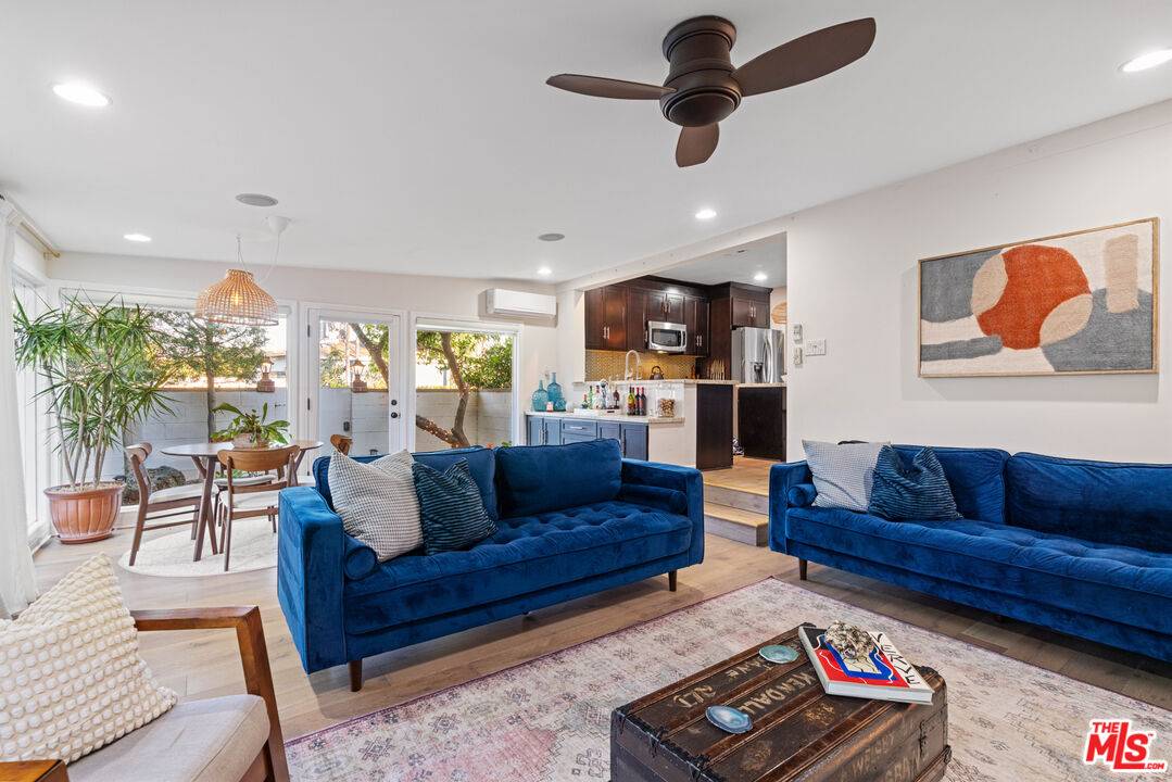14703 Cohasset St, Van Nuys, CA 91405