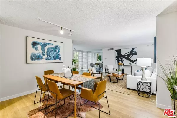 Beverly Hills, CA 90212,9950 W Durant Dr #209