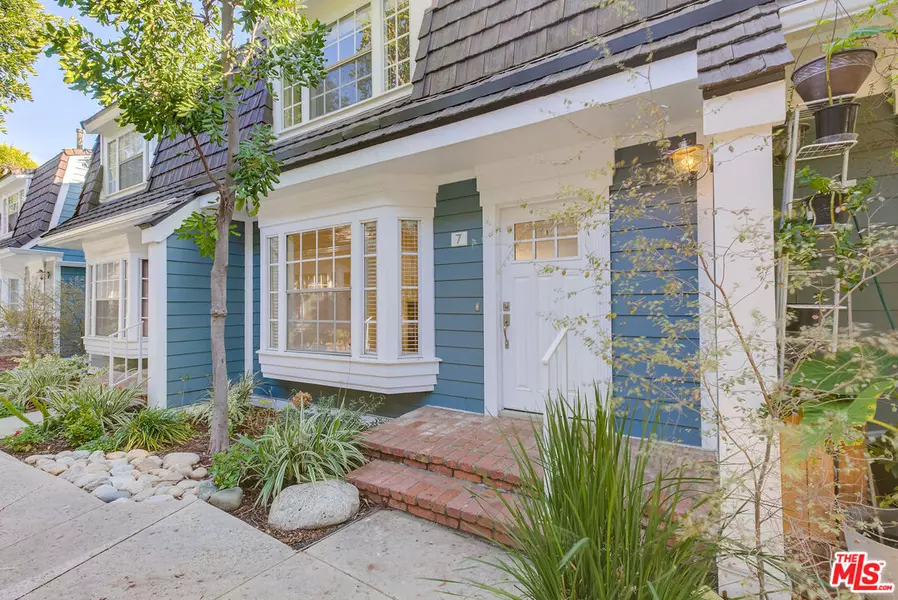 259 N Holliston Ave #7, Pasadena, CA 91106