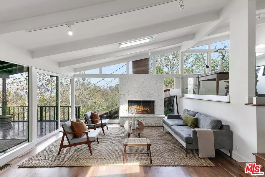 2157 Park Dr, Los Angeles, CA 90026