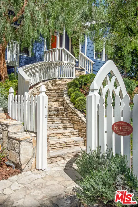 Studio City, CA 91604,11725 Sunshine Ter