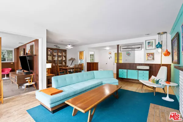 Studio City, CA 91604,3619 Laurel Canyon Blvd