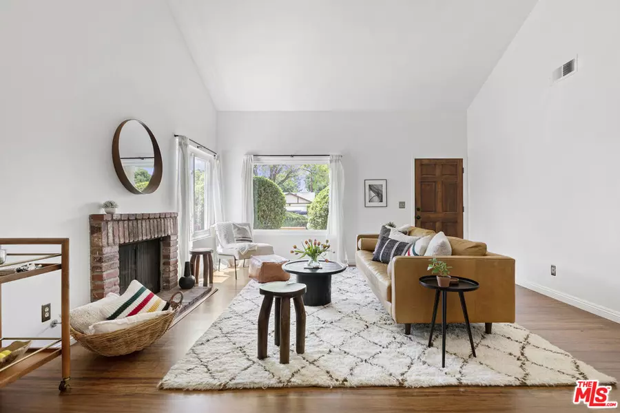 3030 El Nido Dr, Altadena, CA 91001