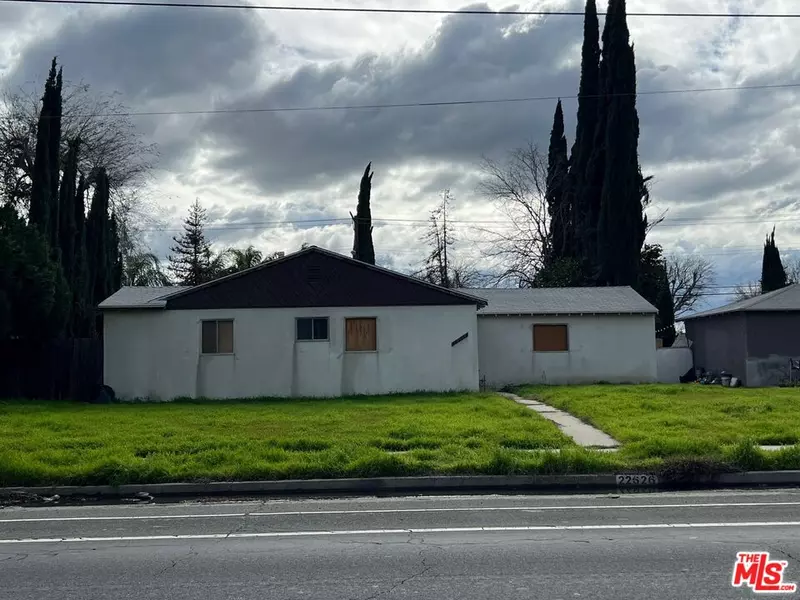 22626 Roscoe Blvd, West Hills, CA 91304