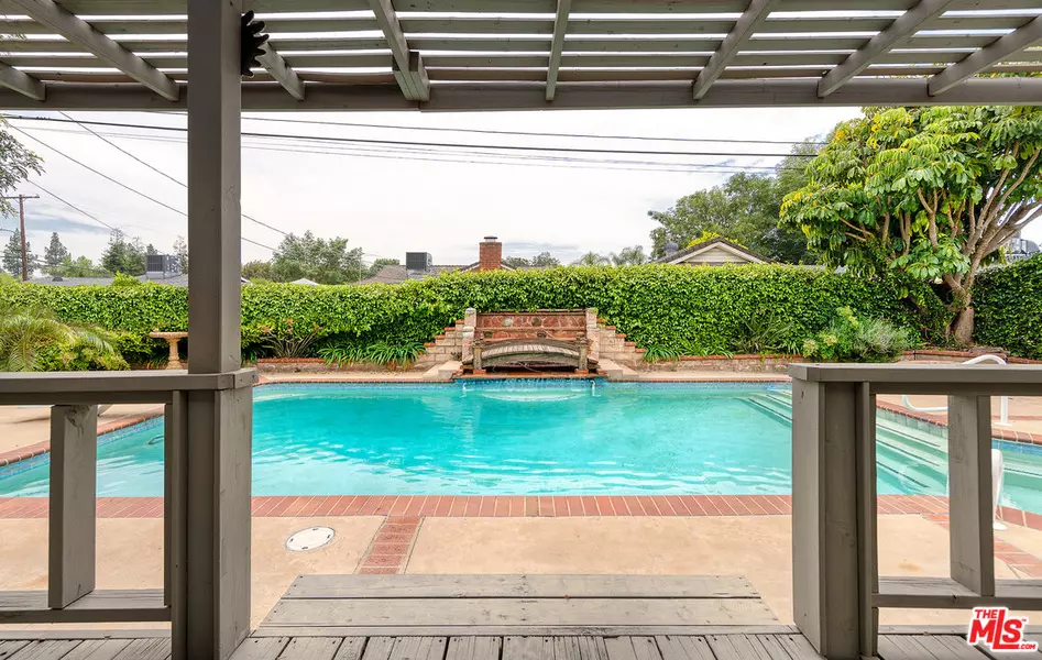 16638 Bermuda St, Granada Hills, CA 91344