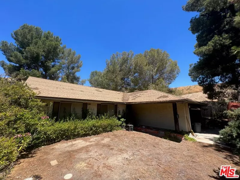 14803 Daisy Meadow St, Canyon Country, CA 91387