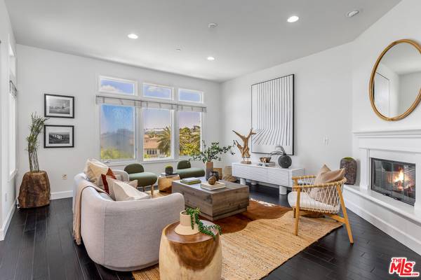 5721 S Crescent Park #410, Playa Vista, CA 90094