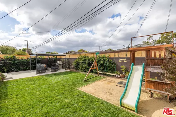 Gardena, CA 90249,15923 Chanera Ave