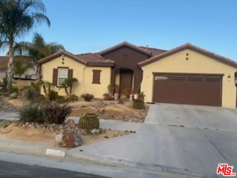 981 Dandelion Way, Hemet, CA 92545